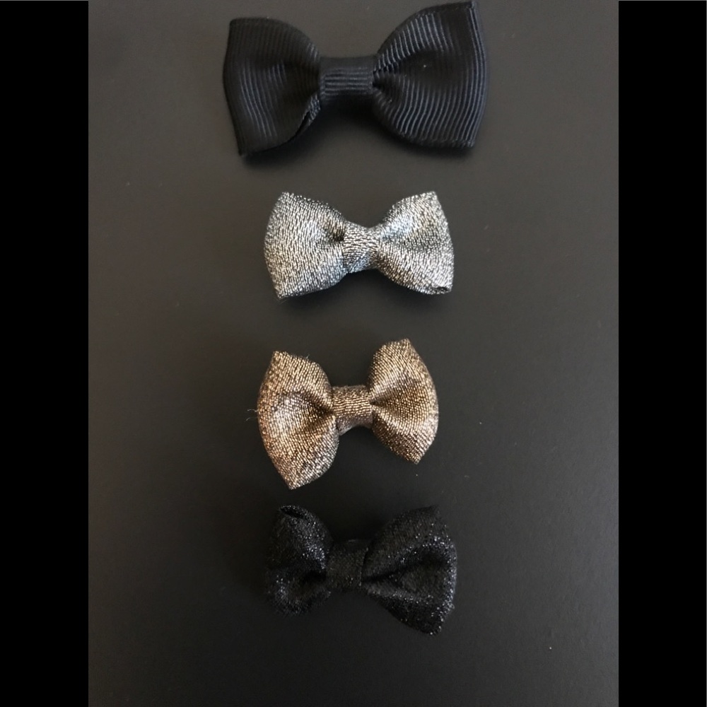 Cute mini metallic bow clips